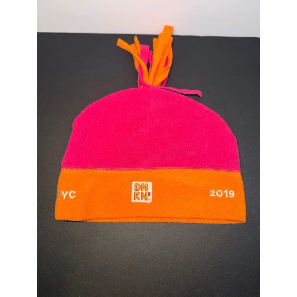 Dunkin DNKN 2019 TCS NYC Marathon Kids Fleece Tassel Pink Orange Hat